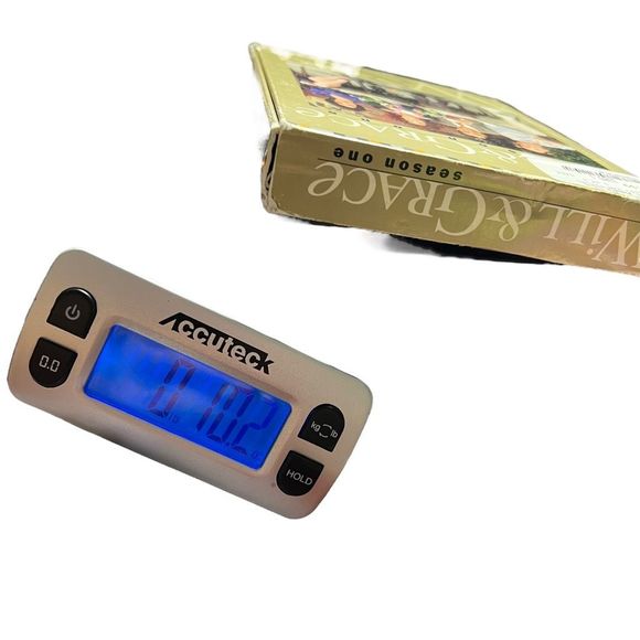 Will And a Grace Season One DVD Set 4 Discs With Outer Case Debra Messing - Picture 10 of 12